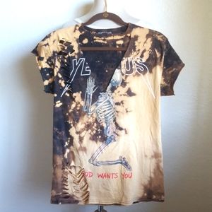 Yeezy Distressed Black and Tan Tee
